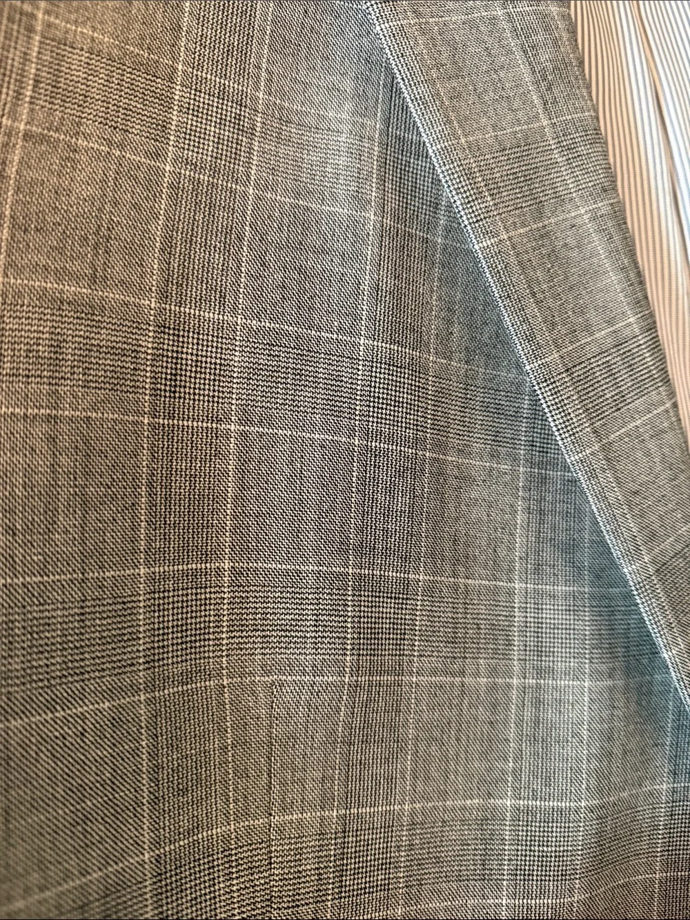 Brooks Brothers Men's Gray Windowpane Blazer - Classic Tailored Jacket